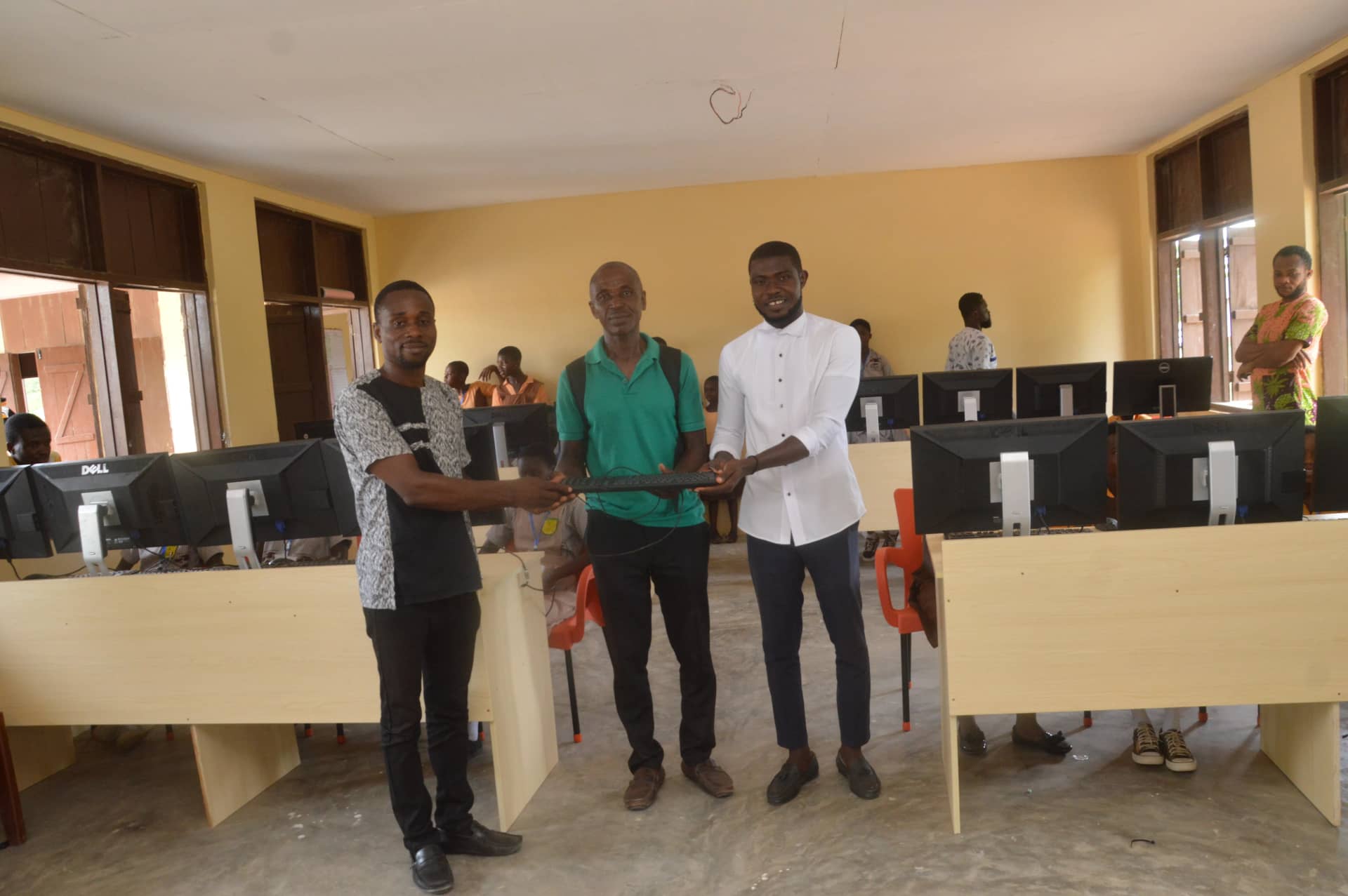 Kasunya R/C Basic School Computer Lab